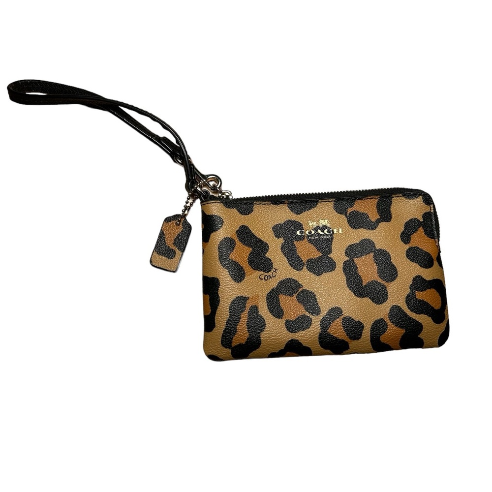 Authentic Leopard Coach Wristlet 🐆🖤